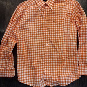 Tommy Hilfiger mens button down long sleeve orange casual shirt Medium